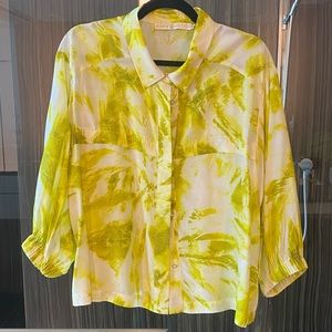 MARIE OLIVER Lime and White Abstract Top